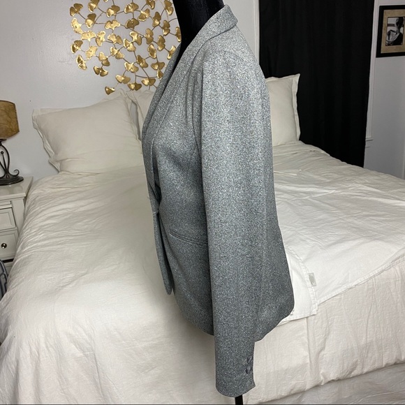Loft Grey Modern Fitted Blazer l Size Medium - Picture 15 of 15
